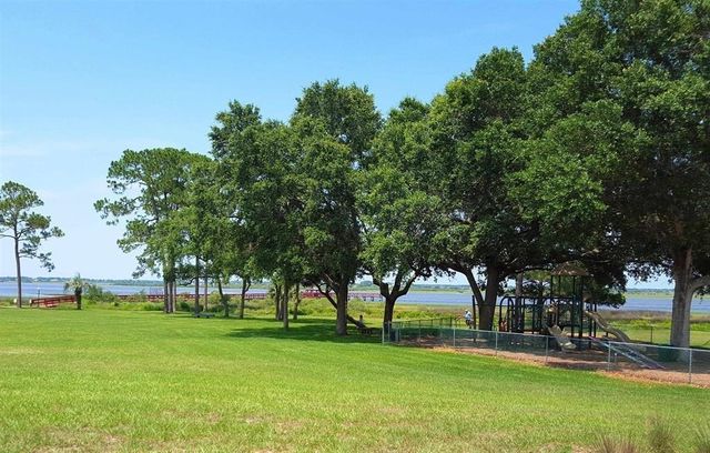 228 Bilbao Dr, St Augustine, FL 32086