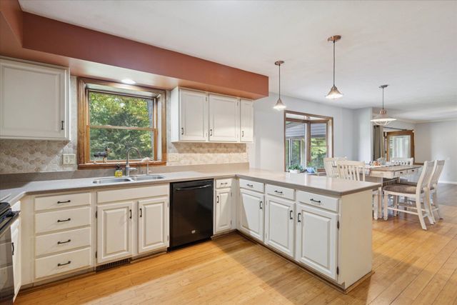 17131 Ridgefield Court, Granger, IN 46530