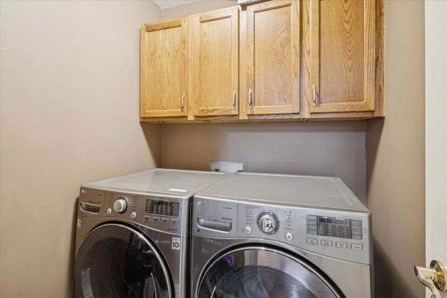 17131 Ridgefield Court, Granger, IN 46530