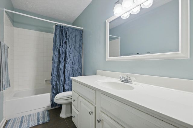 17131 Ridgefield Court, Granger, IN 46530