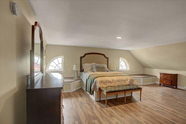 301 S WASHINGTON ST, Greencastle, PA 17225