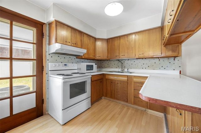 2810 Mayer Drive 2810, St Charles, MO 63301
