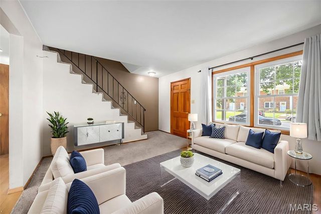 2810 Mayer Drive 2810, St Charles, MO 63301