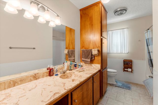 507 Dunn Avenue, Mt Pleasant, TX 75455