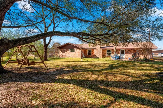 507 Dunn Avenue, Mt Pleasant, TX 75455