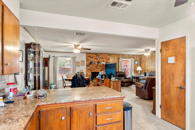 507 Dunn Avenue, Mt Pleasant, TX 75455