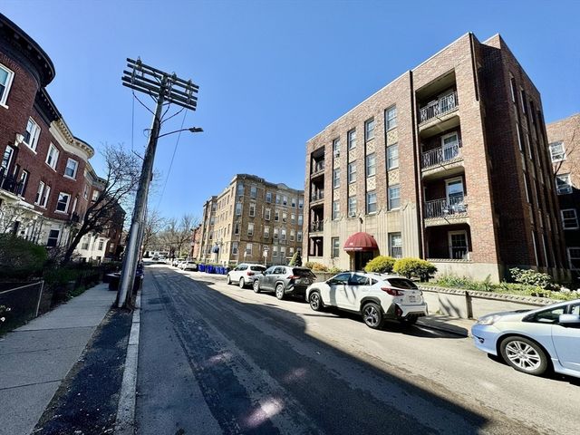 48 Strathmore Rd 23, Boston, MA 02135