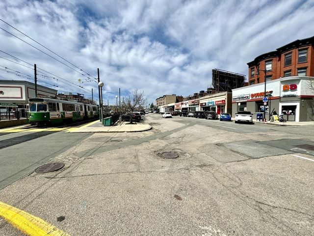 48 Strathmore Rd 23, Boston, MA 02135