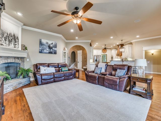 421 W 77th Street, Tulsa, OK 74132