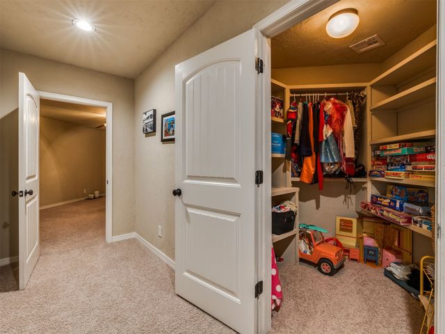 421 W 77th Street, Tulsa, OK 74132