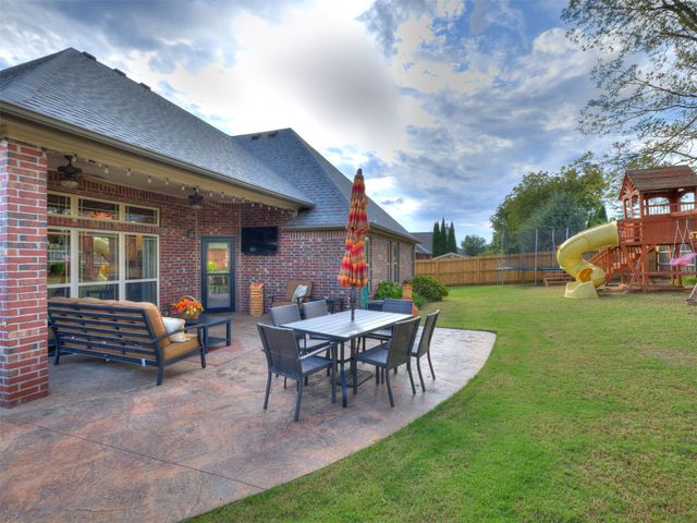 421 W 77th Street, Tulsa, OK 74132