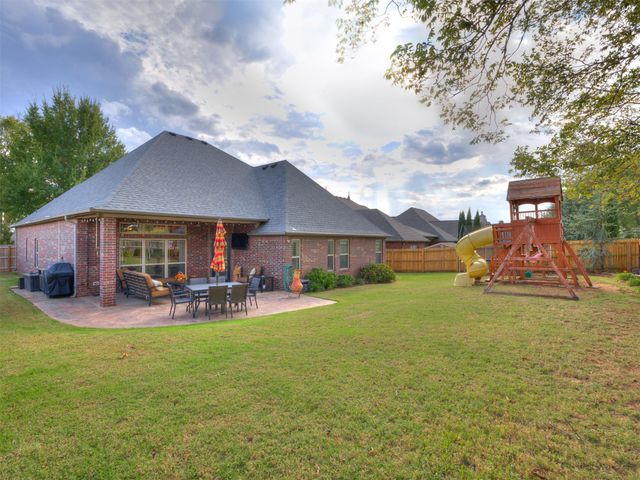 421 W 77th Street, Tulsa, OK 74132