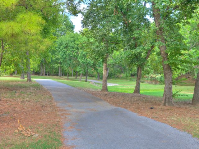 421 W 77th Street, Tulsa, OK 74132