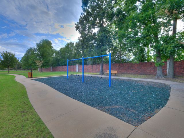 421 W 77th Street, Tulsa, OK 74132