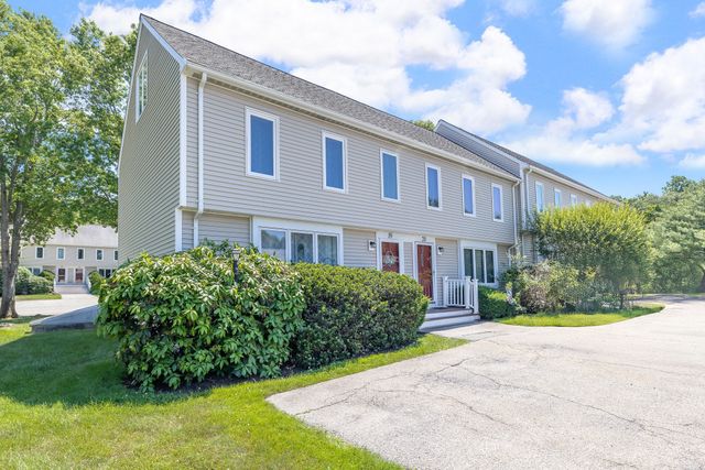 835 Mount Hope St 19, North Attleboro, MA 02760