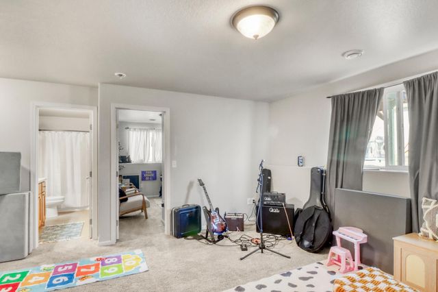 6267 59th Avenue S, Fargo, ND 58104