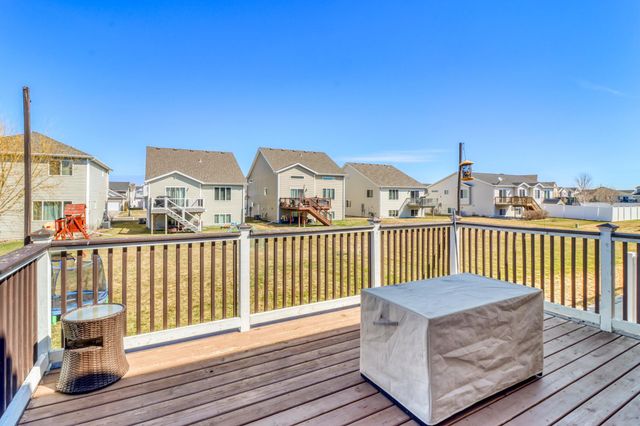 6267 59th Avenue S, Fargo, ND 58104