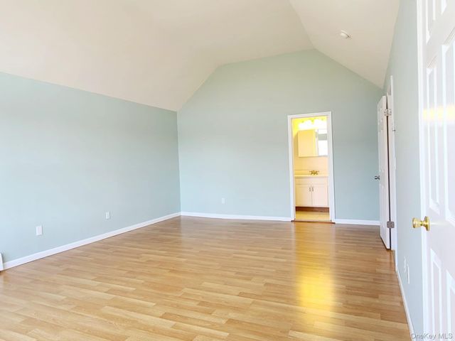 89 Railroad Avenue, Center Moriches, NY 11934