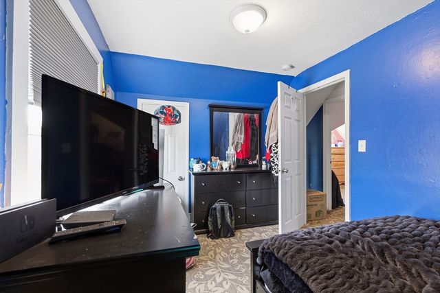 75 Auburn St, Brockton, MA 02302