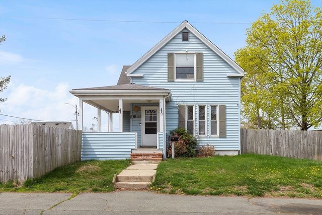75 Auburn St, Brockton, MA 02302