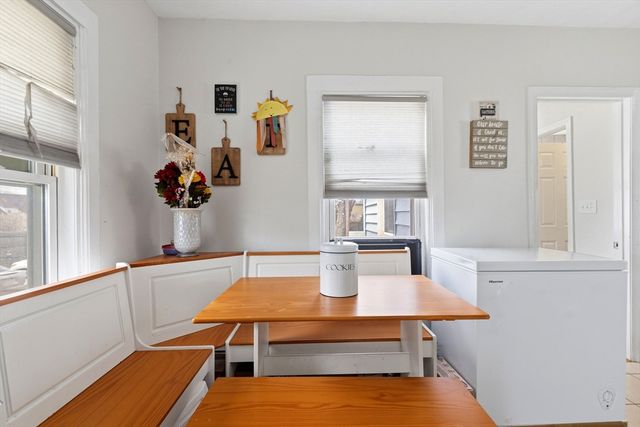 75 Auburn St, Brockton, MA 02302