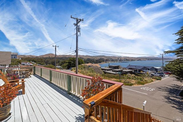 1846 Whaleship Rd, Bodega Bay, CA 94923