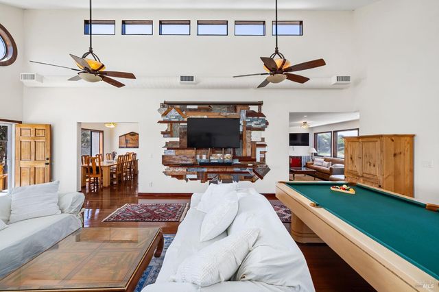 1846 Whaleship Rd, Bodega Bay, CA 94923