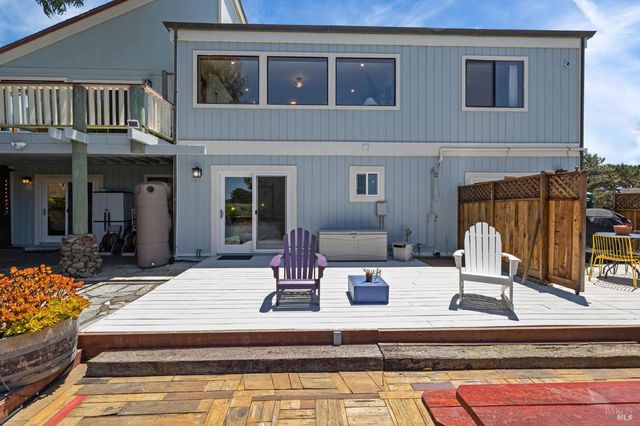 1846 Whaleship Rd, Bodega Bay, CA 94923