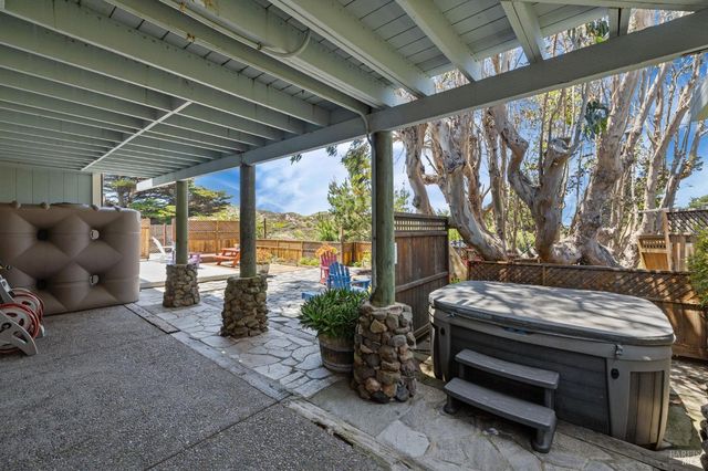 1846 Whaleship Rd, Bodega Bay, CA 94923