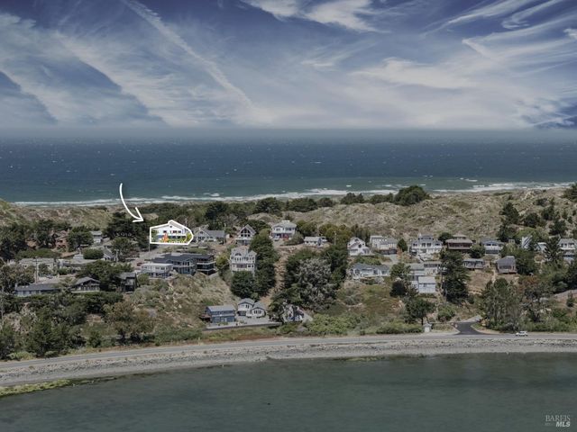 1846 Whaleship Rd, Bodega Bay, CA 94923