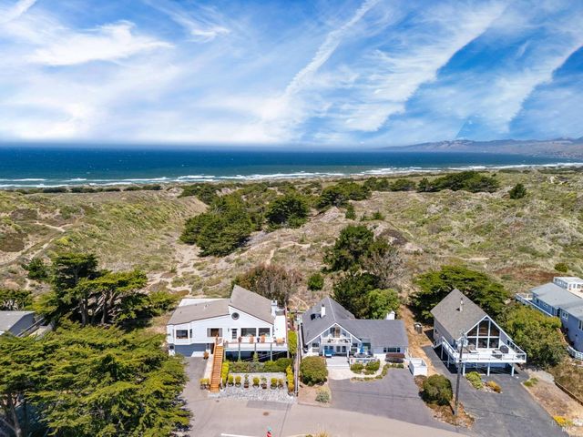 1846 Whaleship Rd, Bodega Bay, CA 94923