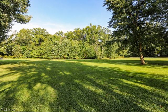 526 N Freedom Street, Ravenna, OH 44266