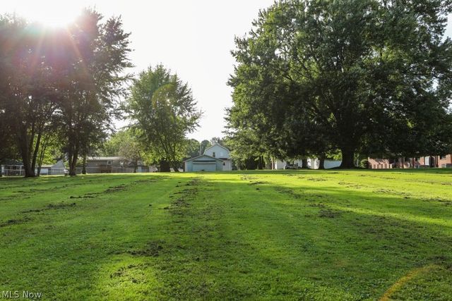 526 N Freedom Street, Ravenna, OH 44266