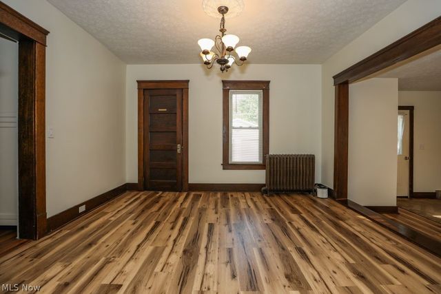 526 N Freedom Street, Ravenna, OH 44266