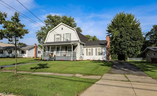 526 N Freedom Street, Ravenna, OH 44266