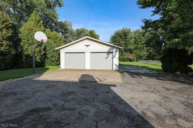 526 N Freedom Street, Ravenna, OH 44266