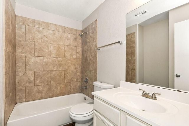 15609 Aiken Lane, Houston, TX 77032