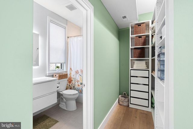 1215 ADDISON WALK, Philadelphia, PA 19147