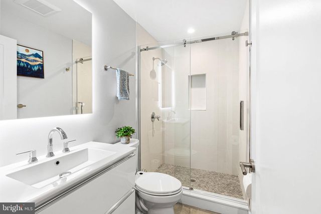 1215 ADDISON WALK, Philadelphia, PA 19147