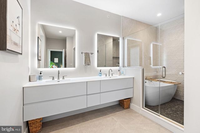 1215 ADDISON WALK, Philadelphia, PA 19147