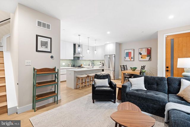 1215 ADDISON WALK, Philadelphia, PA 19147