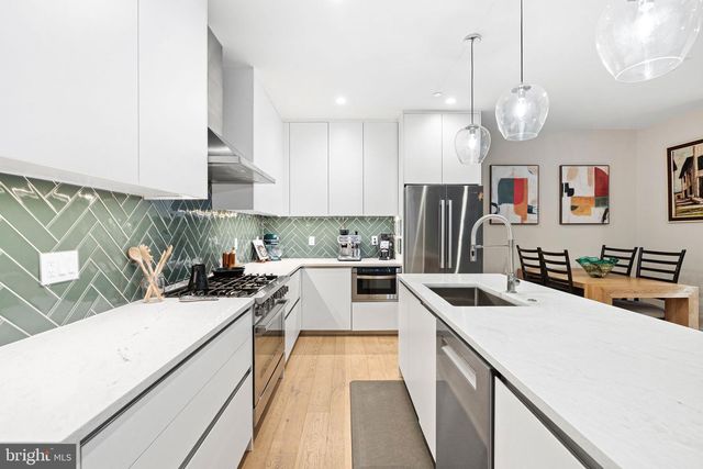 1215 ADDISON WALK, Philadelphia, PA 19147