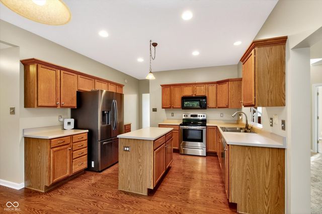 13228 Dunwoody Lane, Carmel, IN 46033