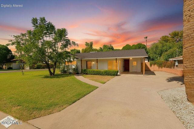 2002 N 39TH Street, Phoenix, AZ 85008