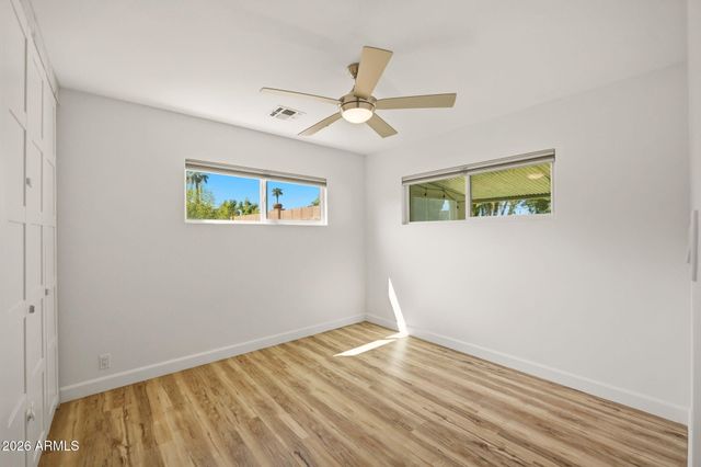 2002 N 39TH Street, Phoenix, AZ 85008