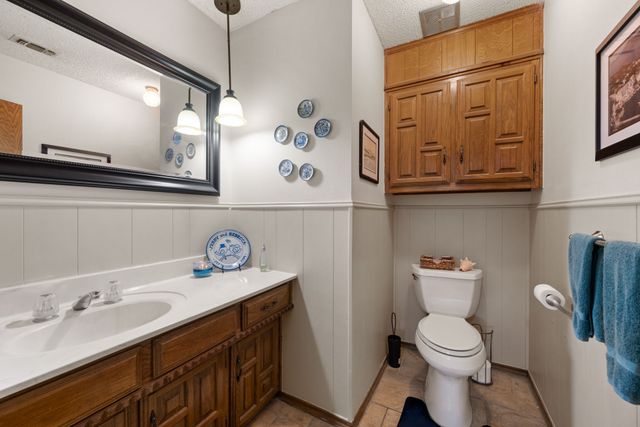 2308 Brookside Drive, Arlington, TX 76012