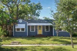 215 S BEVERLY AVENUE, Tampa, FL 33609