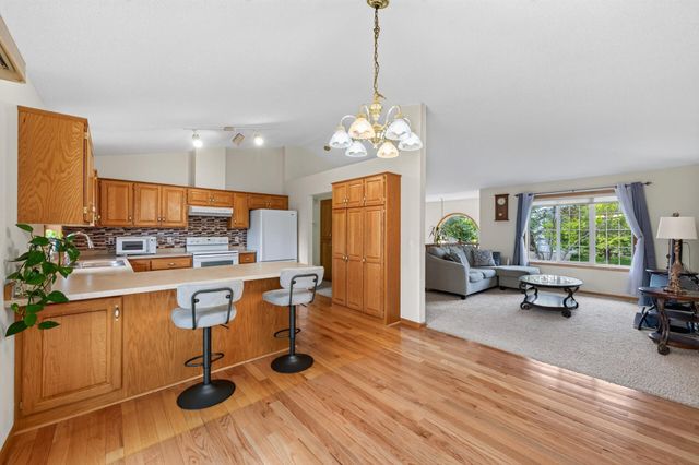9509 Dogwood Avenue N, Brooklyn Park, MN 55443