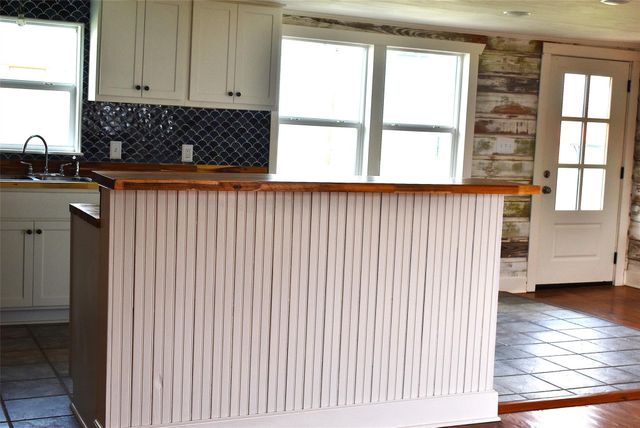 1769 County Road 201, Sargent, TX 77414