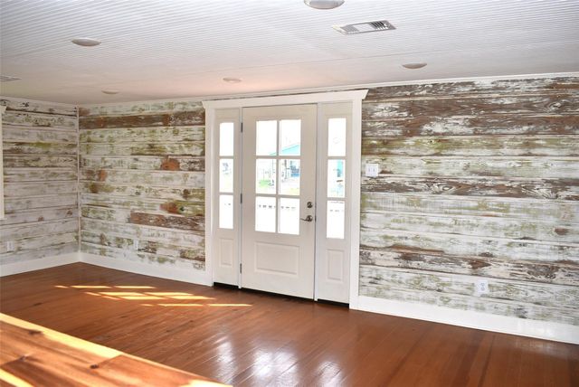 1769 County Road 201, Sargent, TX 77414